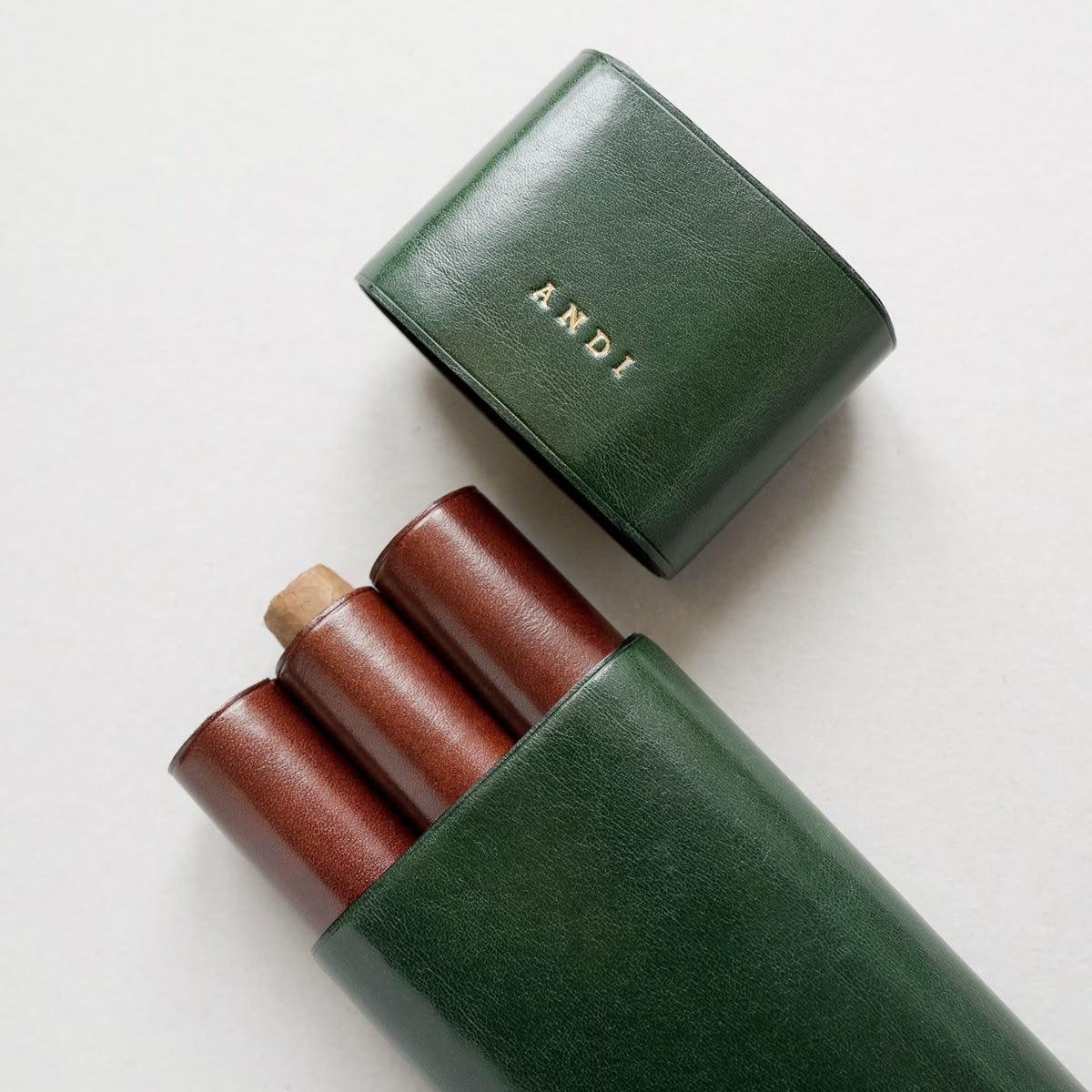 Cigarette Holder with Magnetic Lid